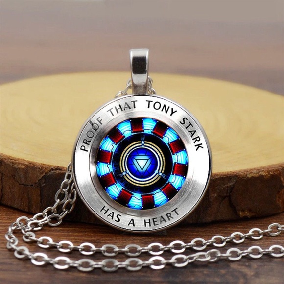 Other - Iron Man heart clock / time silver alloy necklace unisex